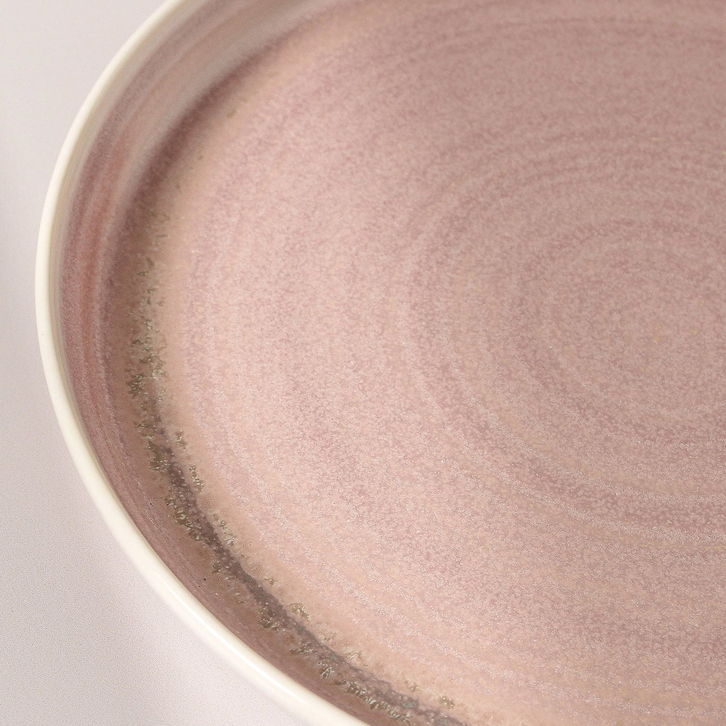 Indigo Love Collectors - Suiki Dinner Plate - Dusty Pink