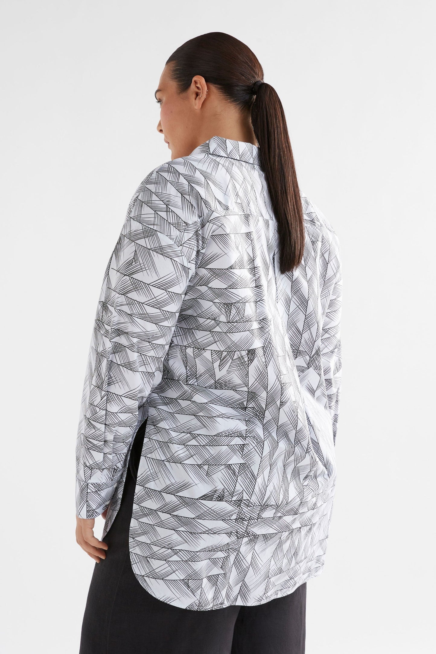 Elk The Label - Jagar Shirt - White Line Print