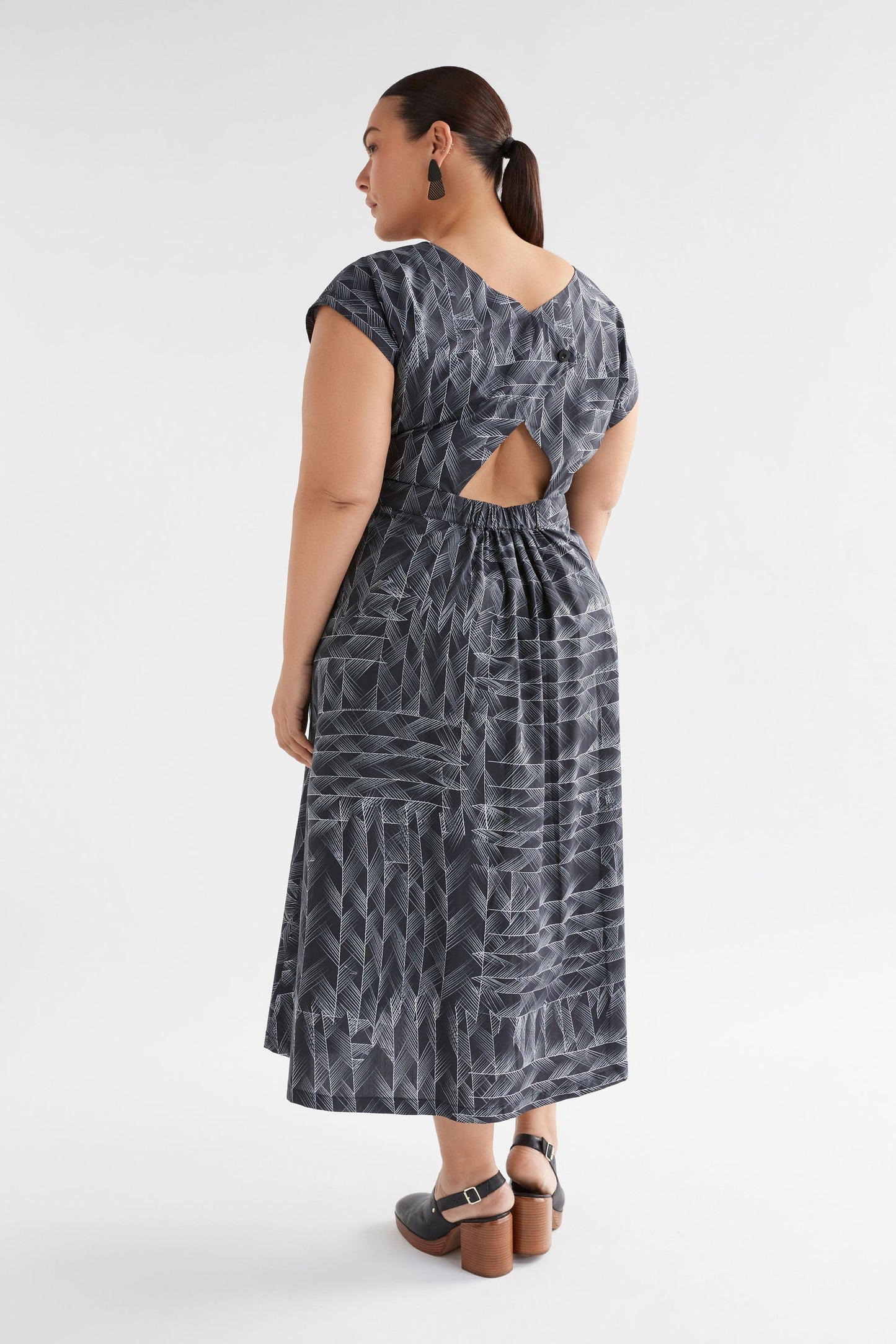 Elk The Label - Indi Dress - Black Line Print