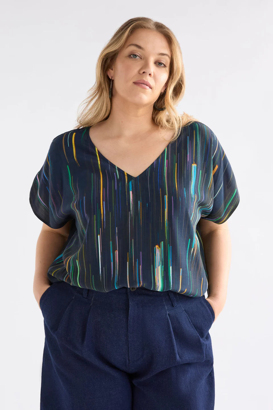 Elk The Label - Kayra V Neck Top - Alinea Print