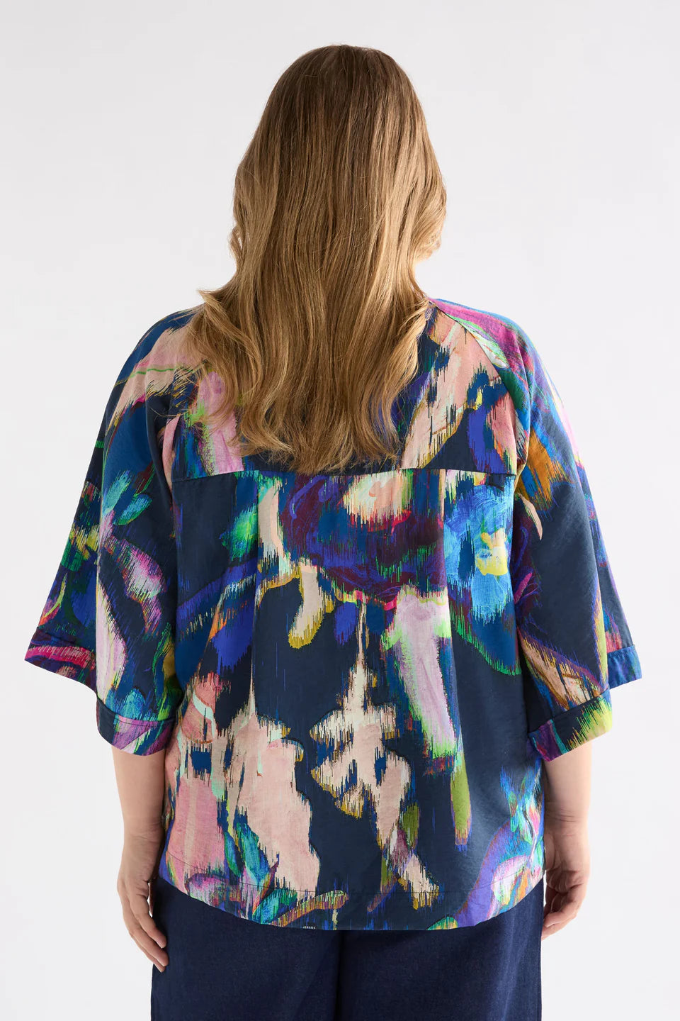 Elk The Label - Moda V Neck Top - Vaara Print