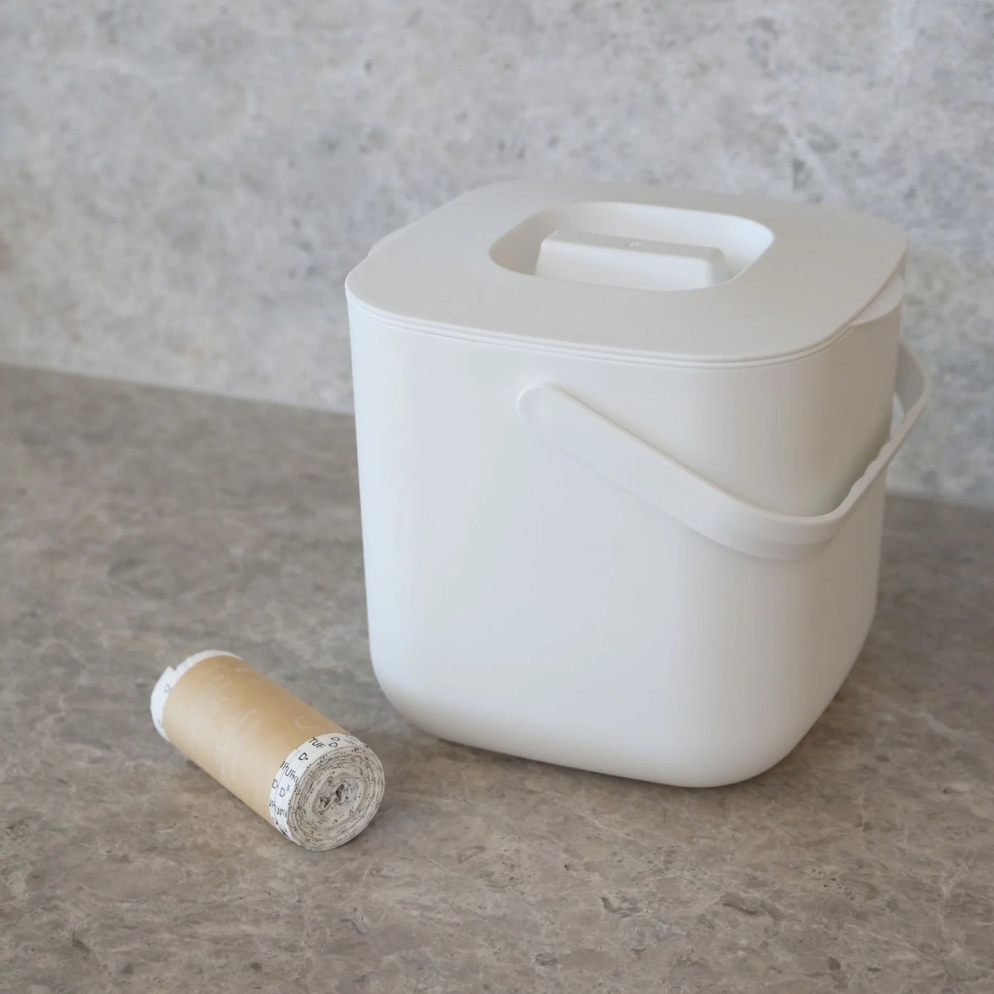 Designstuff - Compost Bin - 7 Litre - White