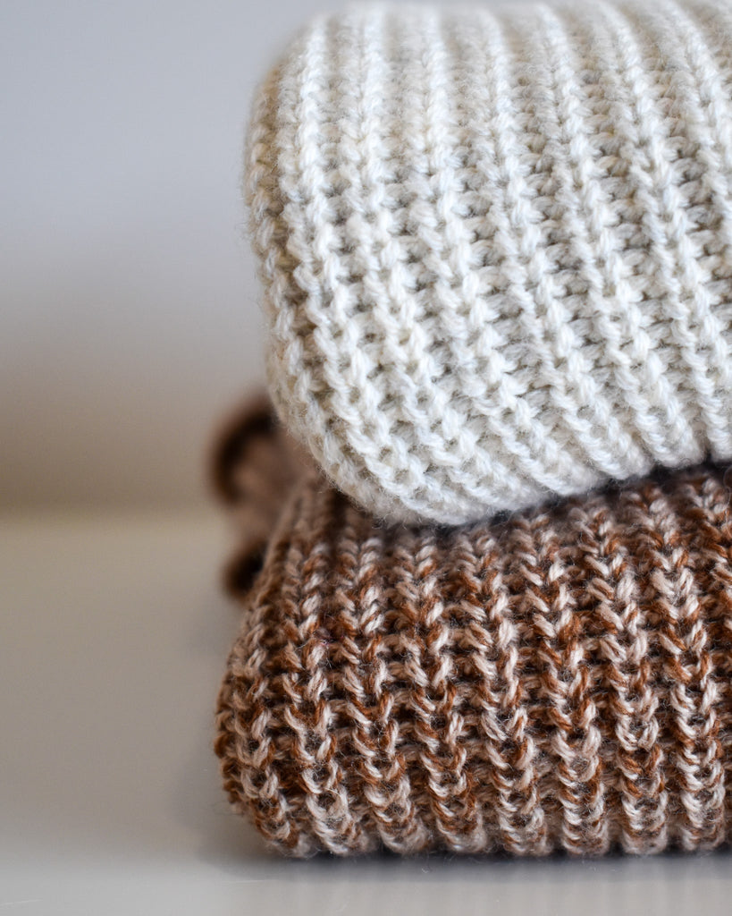 Maxted - V Neck Ribbed Pullover - Brown Twist