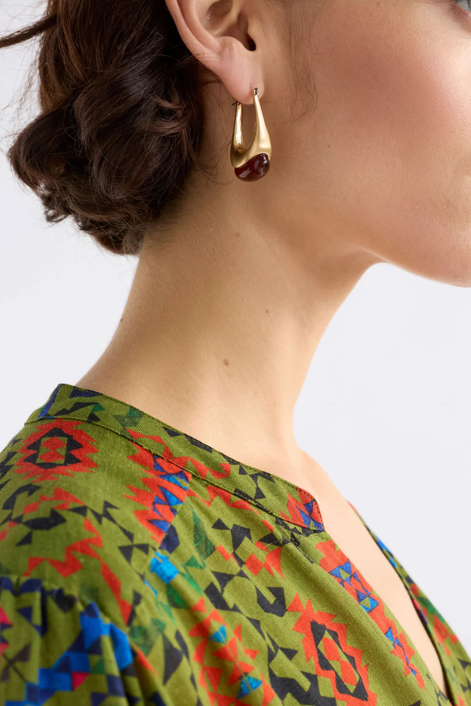 Elk The Label - Korvvo Long Hoop Earring - Red