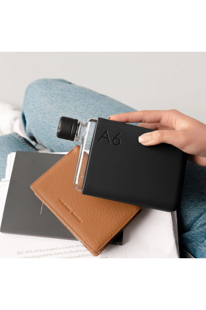 MEMOBOTTLE - A6 SILICONE SLEEVE - BLACK - Tempted Kensington