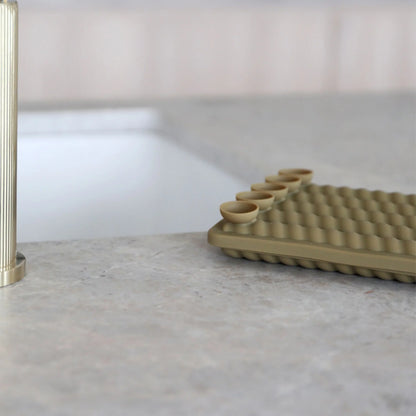 Designstuff - Spiral Twist Ice Cube Tray - Khaki