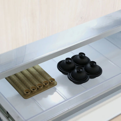 Designstuff - Spiral Twist Ice Cube Tray - Khaki