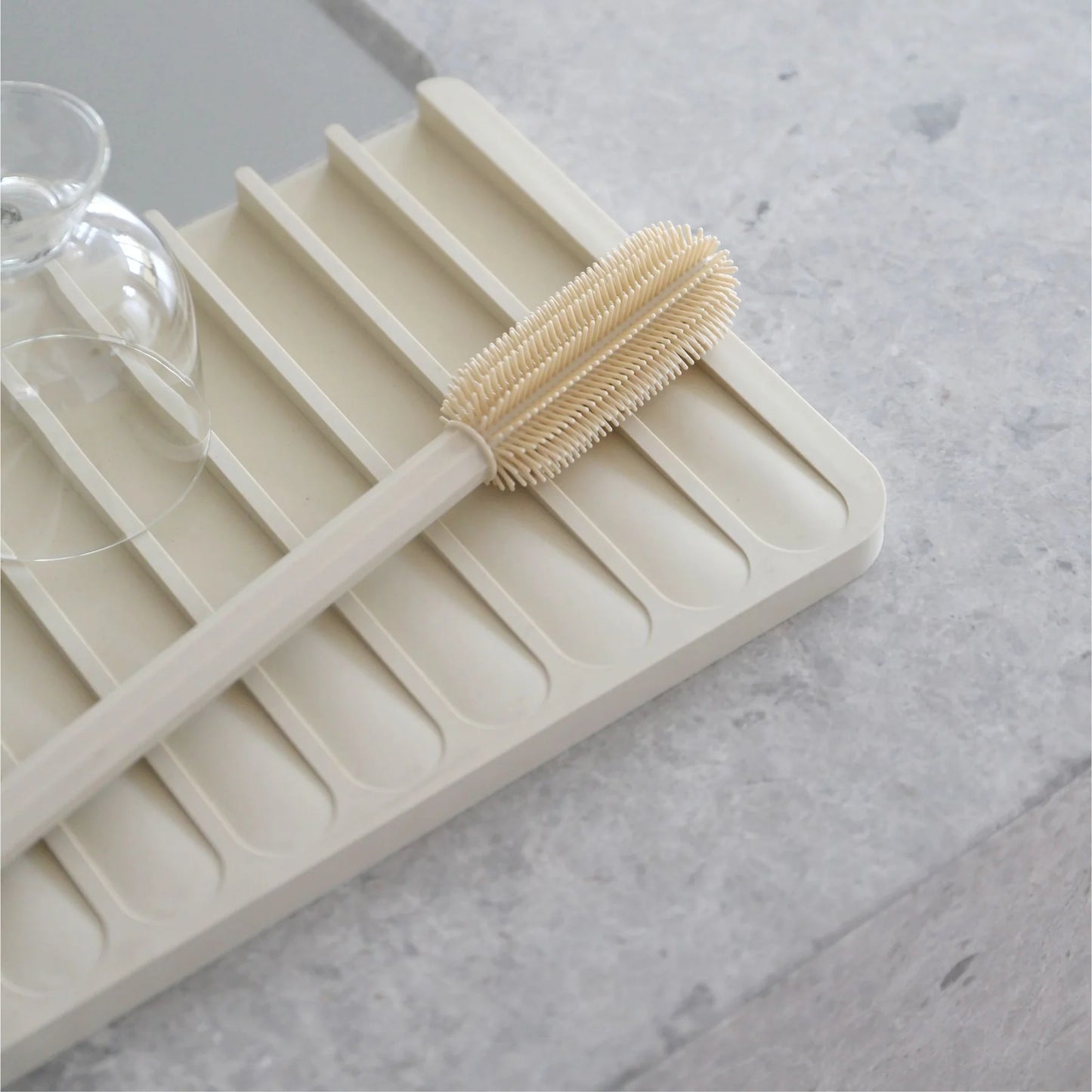 Designstuff - Bottle Brush - Sand