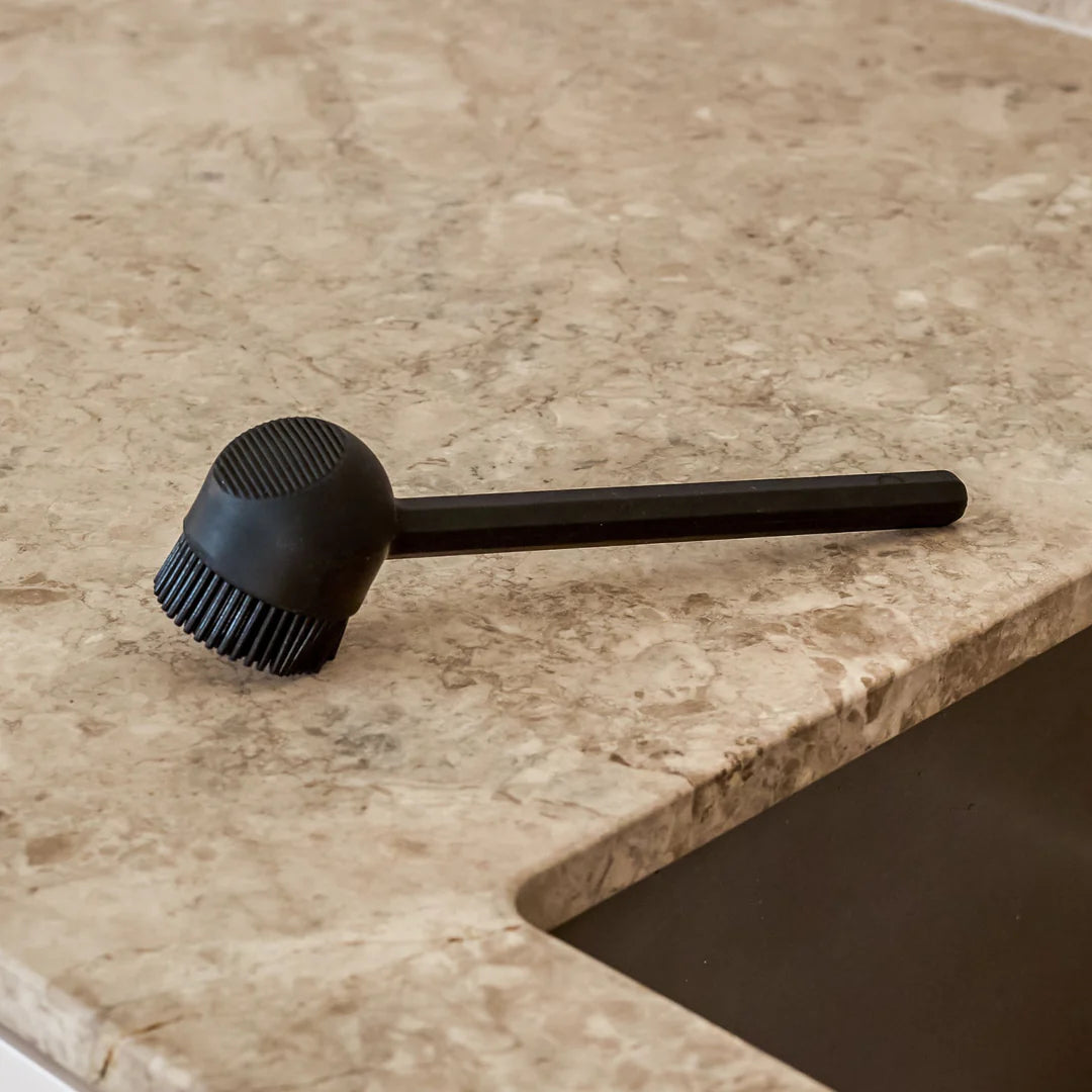 Designstuff - Dish Brush - Silicone - Black