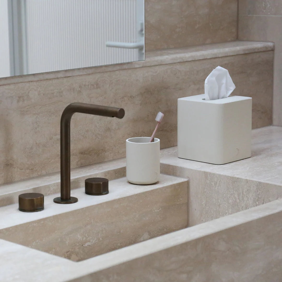 Design Stuff - Arc Tumber - Toothbrush Holder - Sand