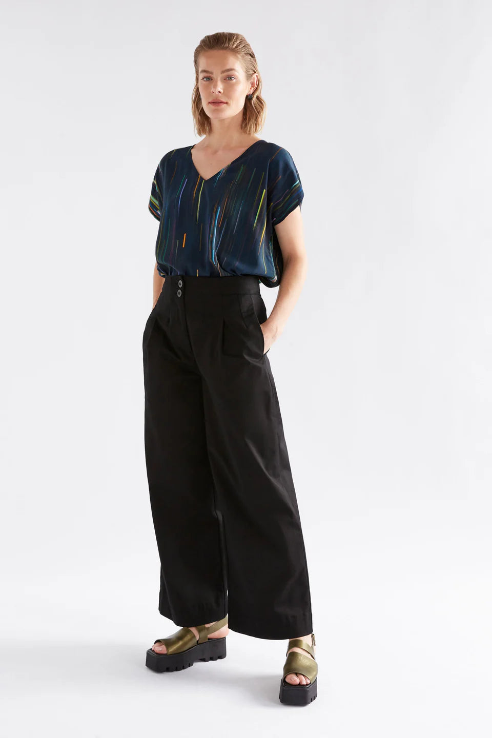 Elk The Label - Kayra V Neck Top - Alinea Print