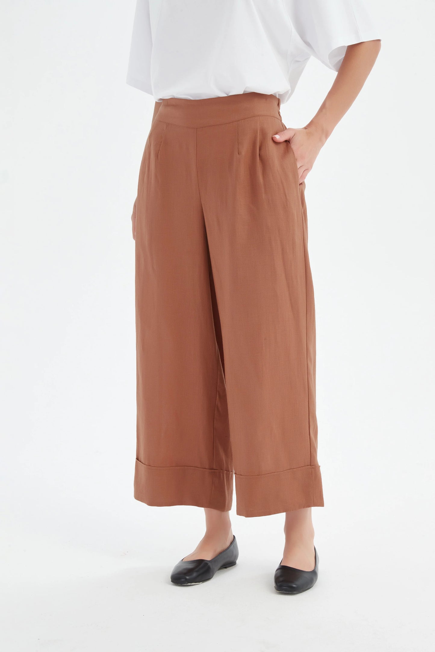 Tirelli - Wide Leg Linen Pant - Cedar