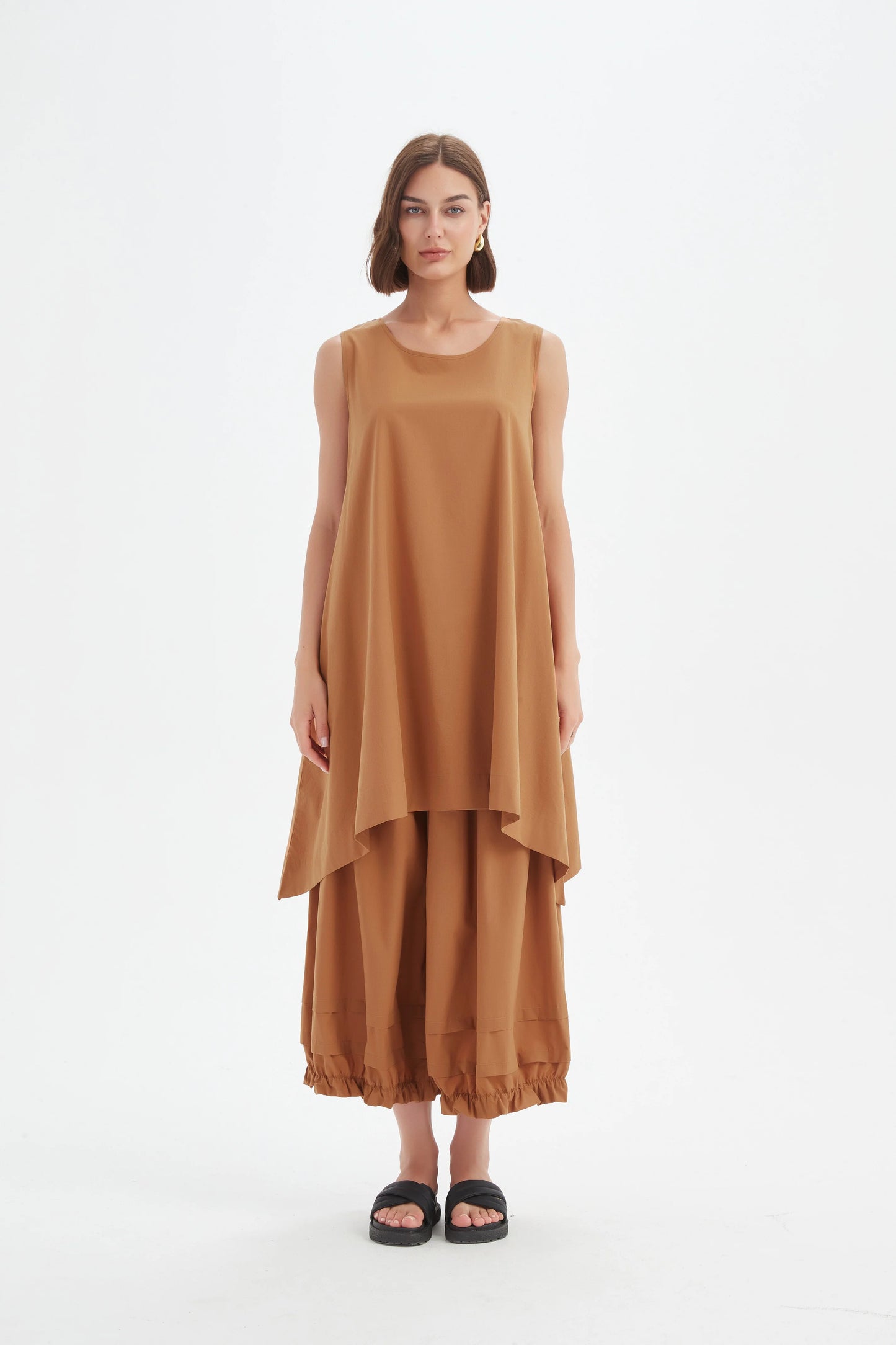 Tirelli - Sleeveless Swing Top - Russet