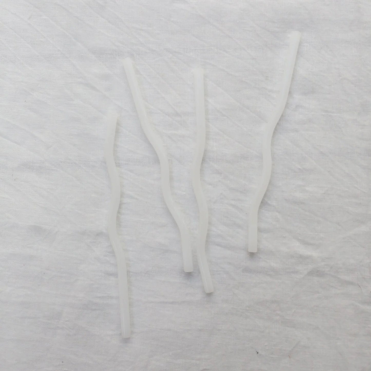 Designstuff - Curve Glass Straw - White (set Of 4)