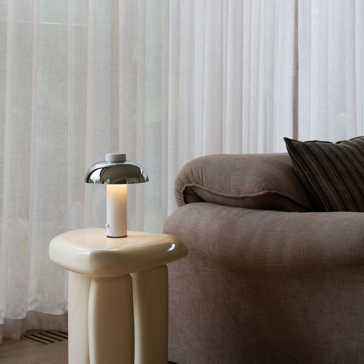 Designstuff - Elio Pillar Portable Lamp - White/chrome