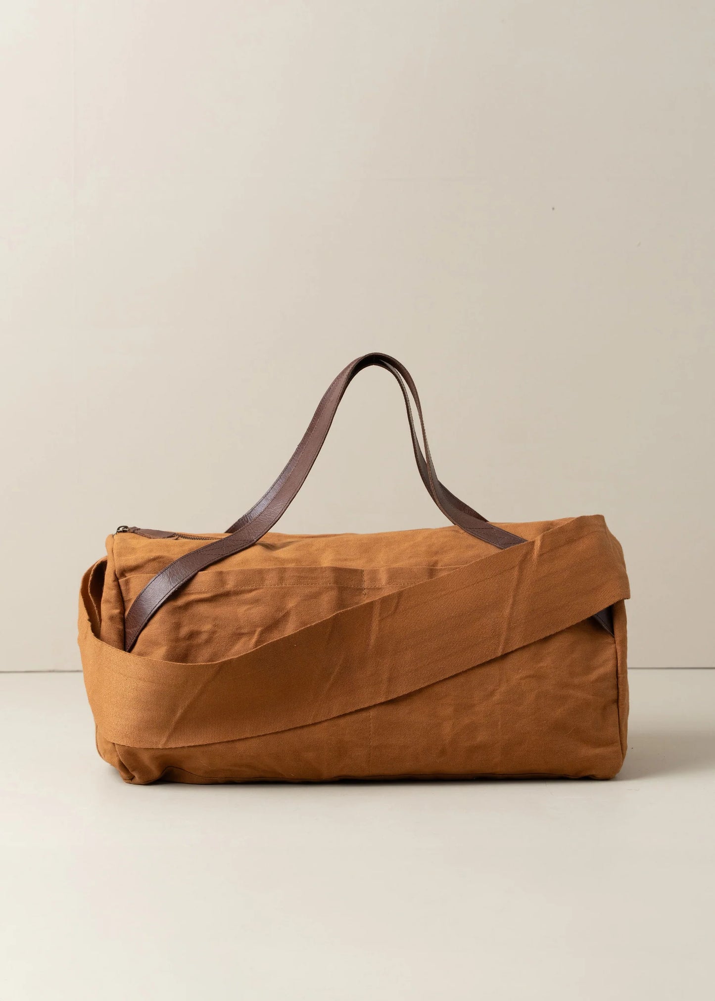 Saarde - Journey Duffle Canvas Bag - Terracotta