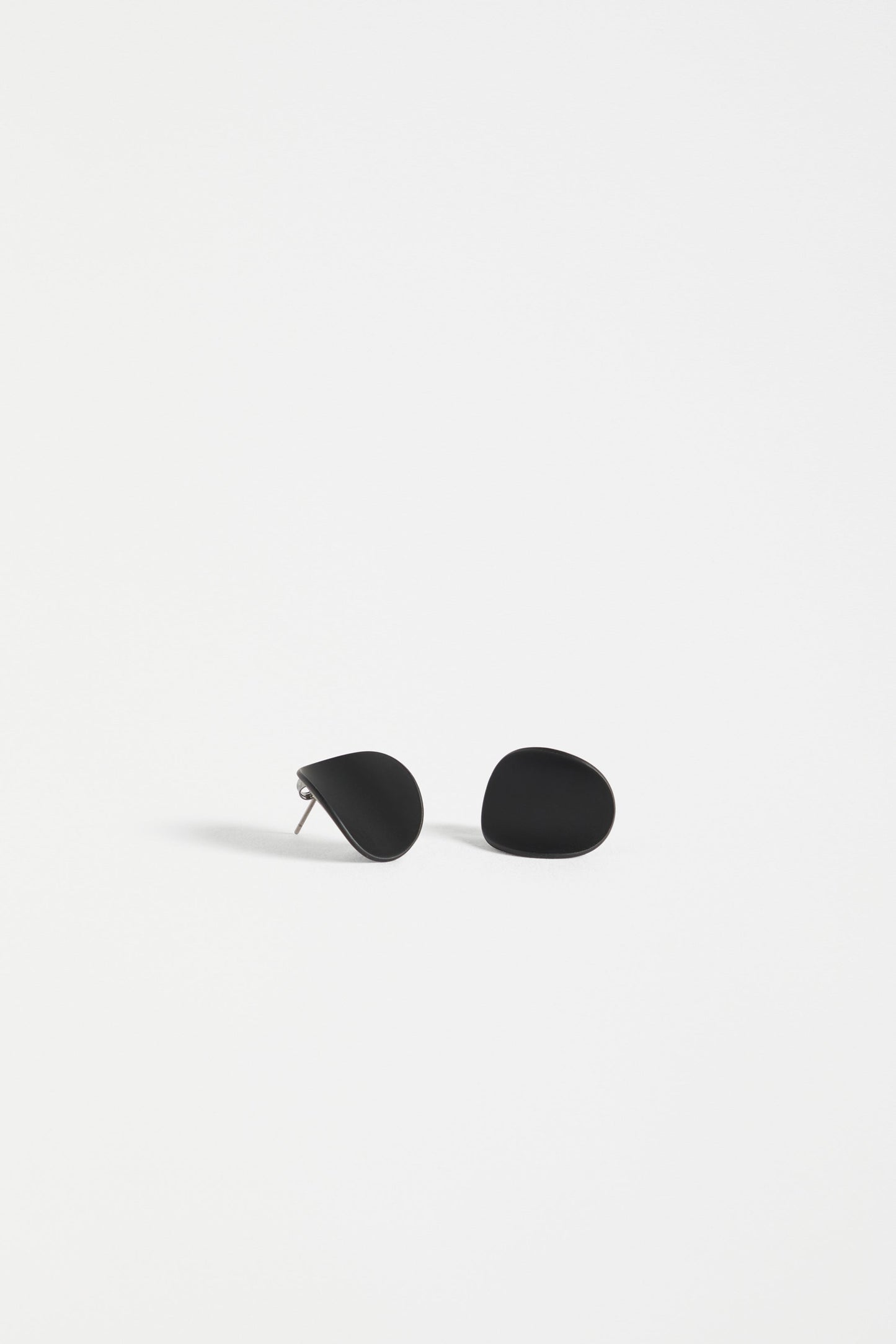 Elk The Label - Kave Stud Earring - Black