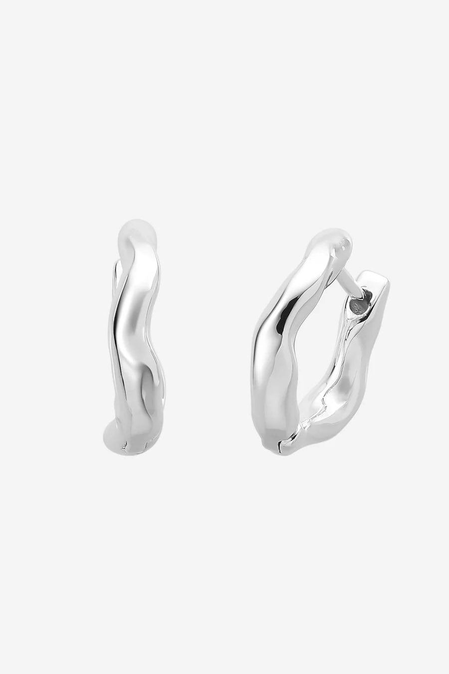 Liberte - Hunter Huggie Earring - Silver