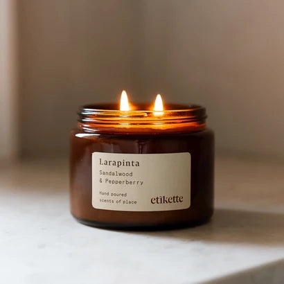 Etikette - Candle - Larapinta In Sandlewood & Pepperberry - 500ml