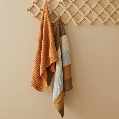 Jiggle & Giggle - Knitted Baby Blanket - Oslo