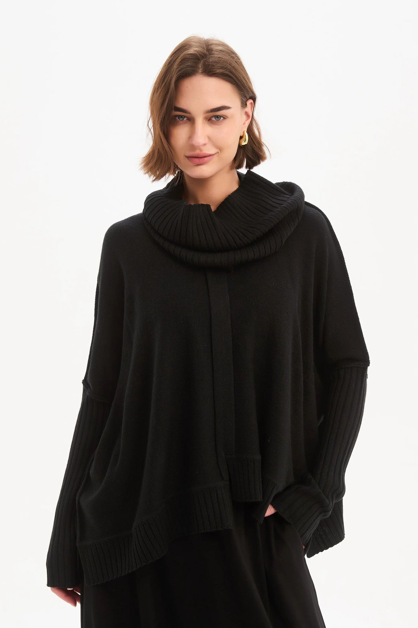 Tirelli - Boxy Rib Sleeve Knit - Black