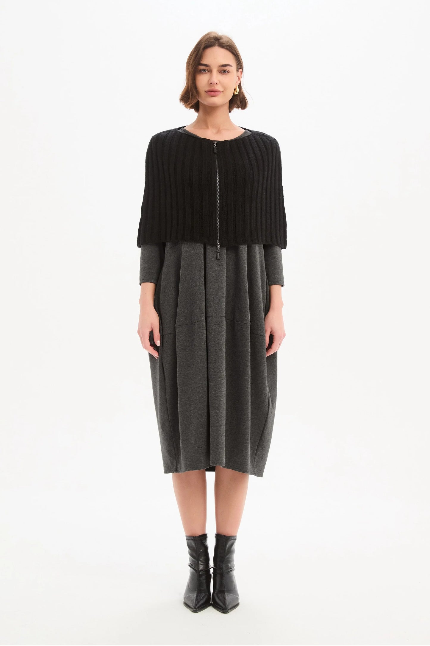 Tirelli - Zip Through Knit Shawl - Black