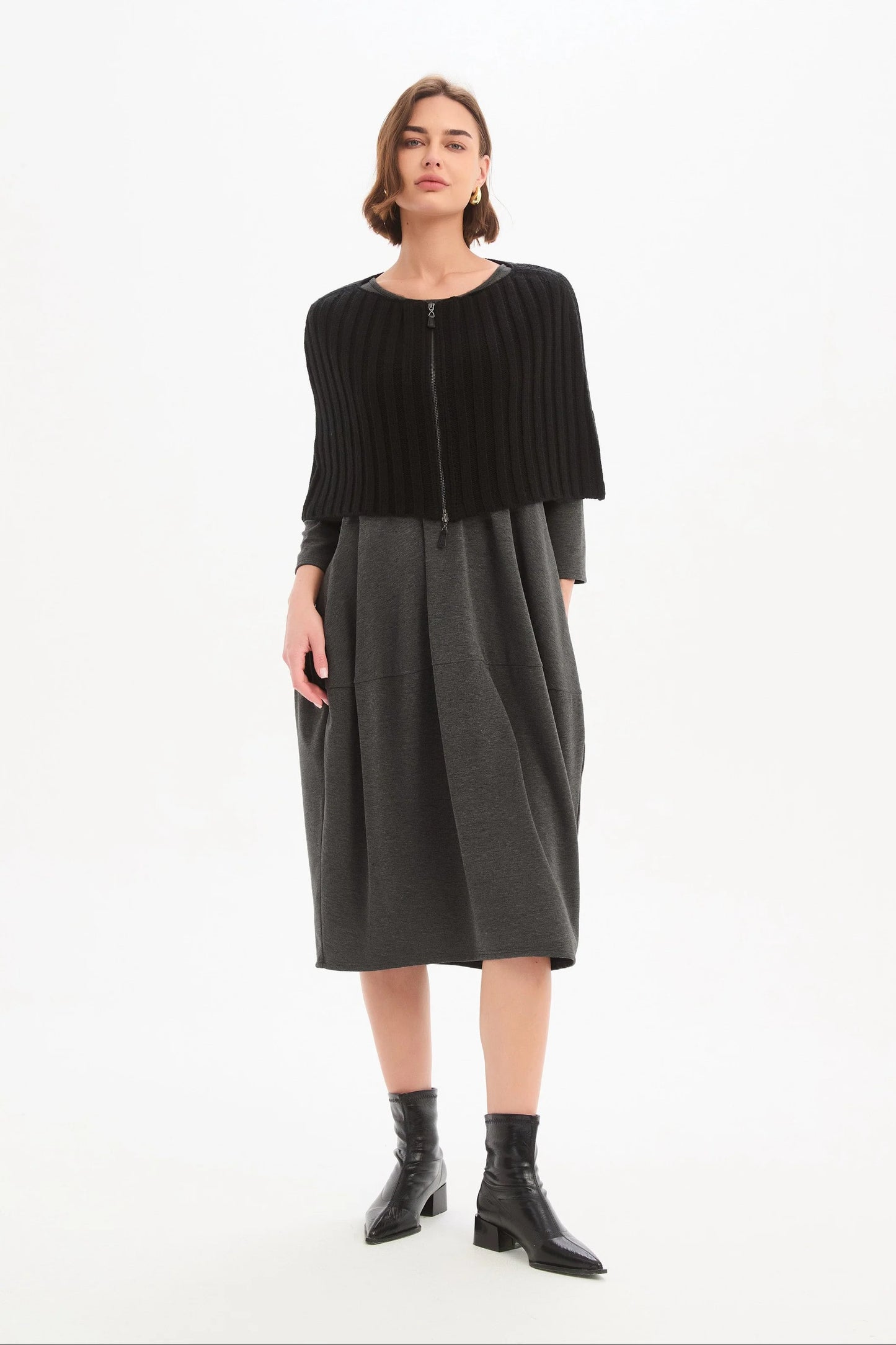 Tirelli - Zip Through Knit Shawl - Black