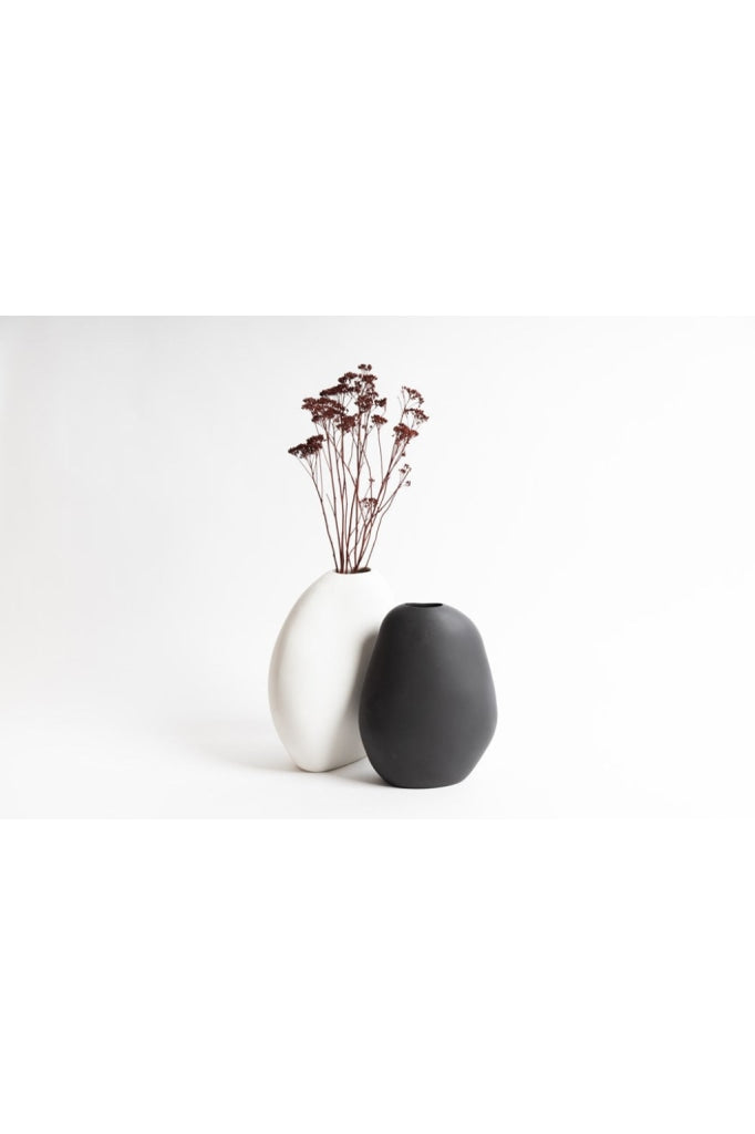 Ned Collections - Harmie Vase Joe- Black Vase