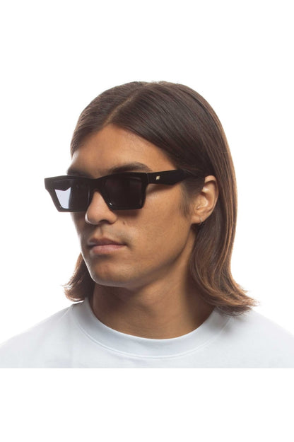 Le Specs - Something Black